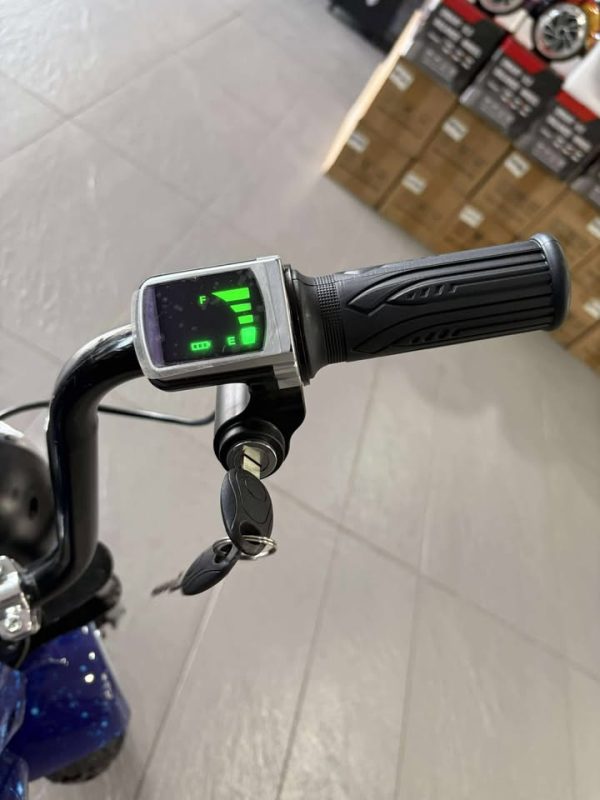 Electric Rechargeable Bike 36 Volt with brushless Motor, Rubber Wheels, optional training wheels - Image 9
