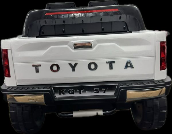 Toyota Tundra with Remote Control - Image 6