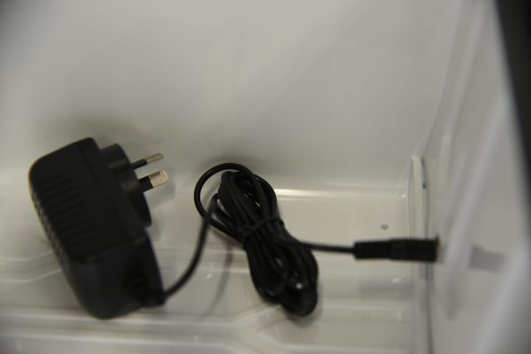 Toyota Tundra with Remote Control - Image 14