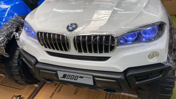 Electric 4-wheel drive ride-on BMW Jeep with remote and Bluetooth - Image 15