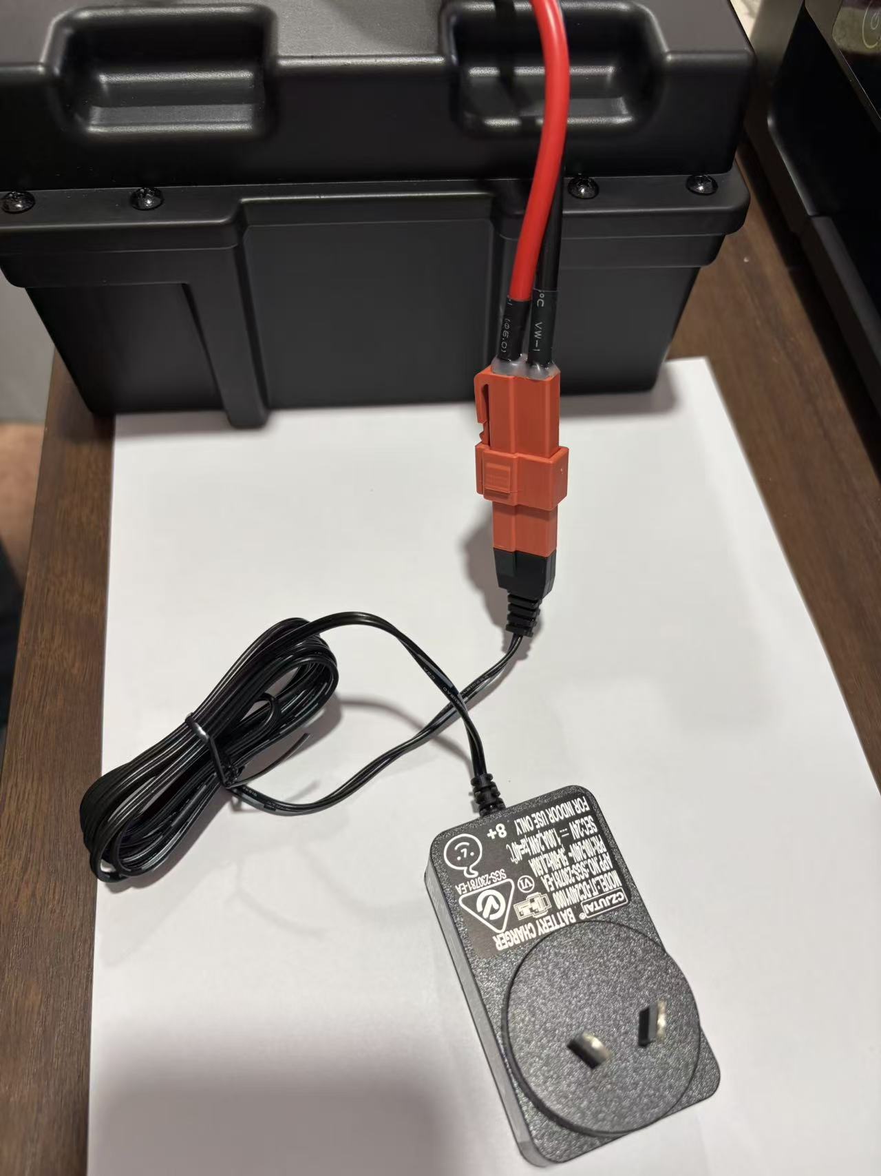 Rechargeable Battery with Box – 24V 14Ah - Image 8