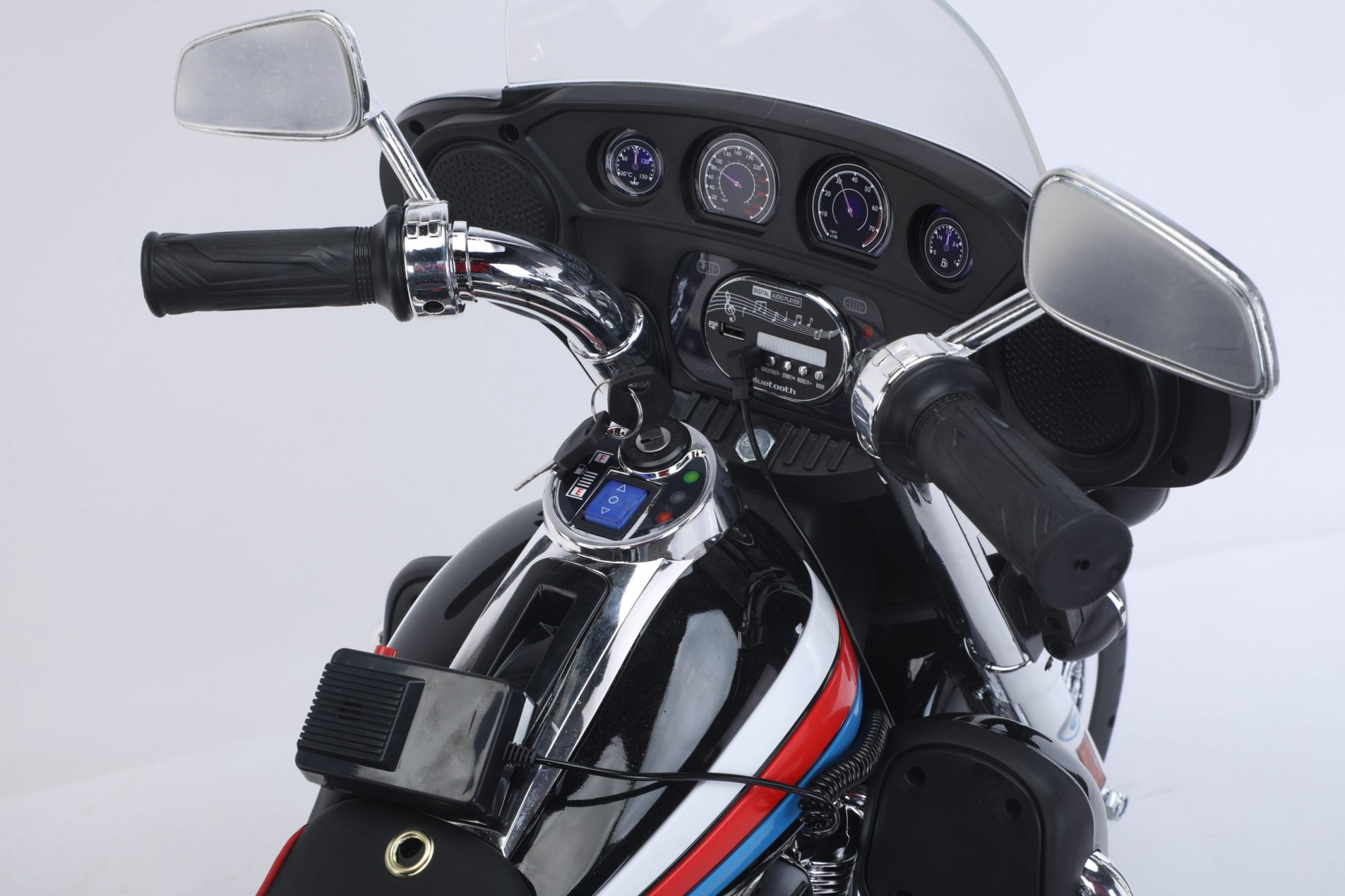 Police Harley Kids Electric Ride-On Bike Shiny colour – 12V 3-Wheels - Image 12