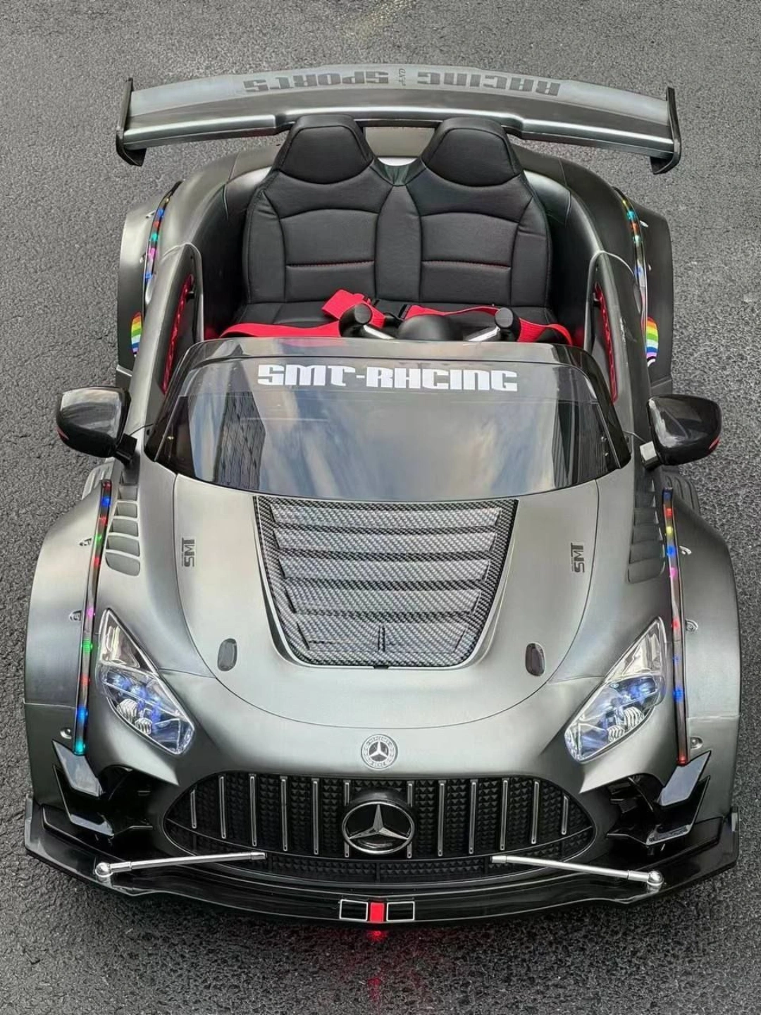 24V 2-Seater Mercedes-Benz AMG GT Kids Electric Drift Car with RC, App Control & Bluetooth - Image 13