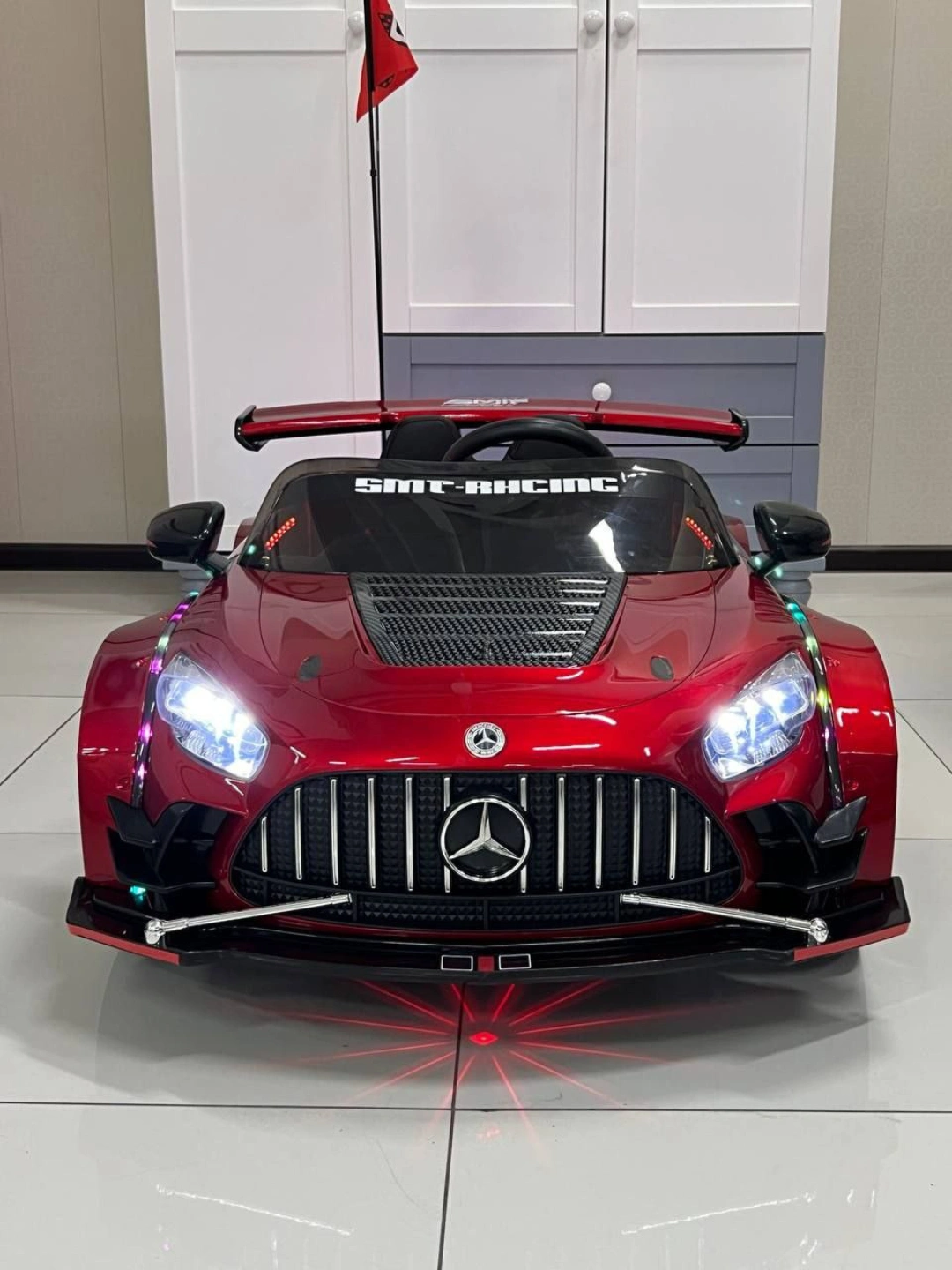 24V 2-Seater Mercedes-Benz AMG GT Kids Electric Drift Car with RC, App Control & Bluetooth - Image 14