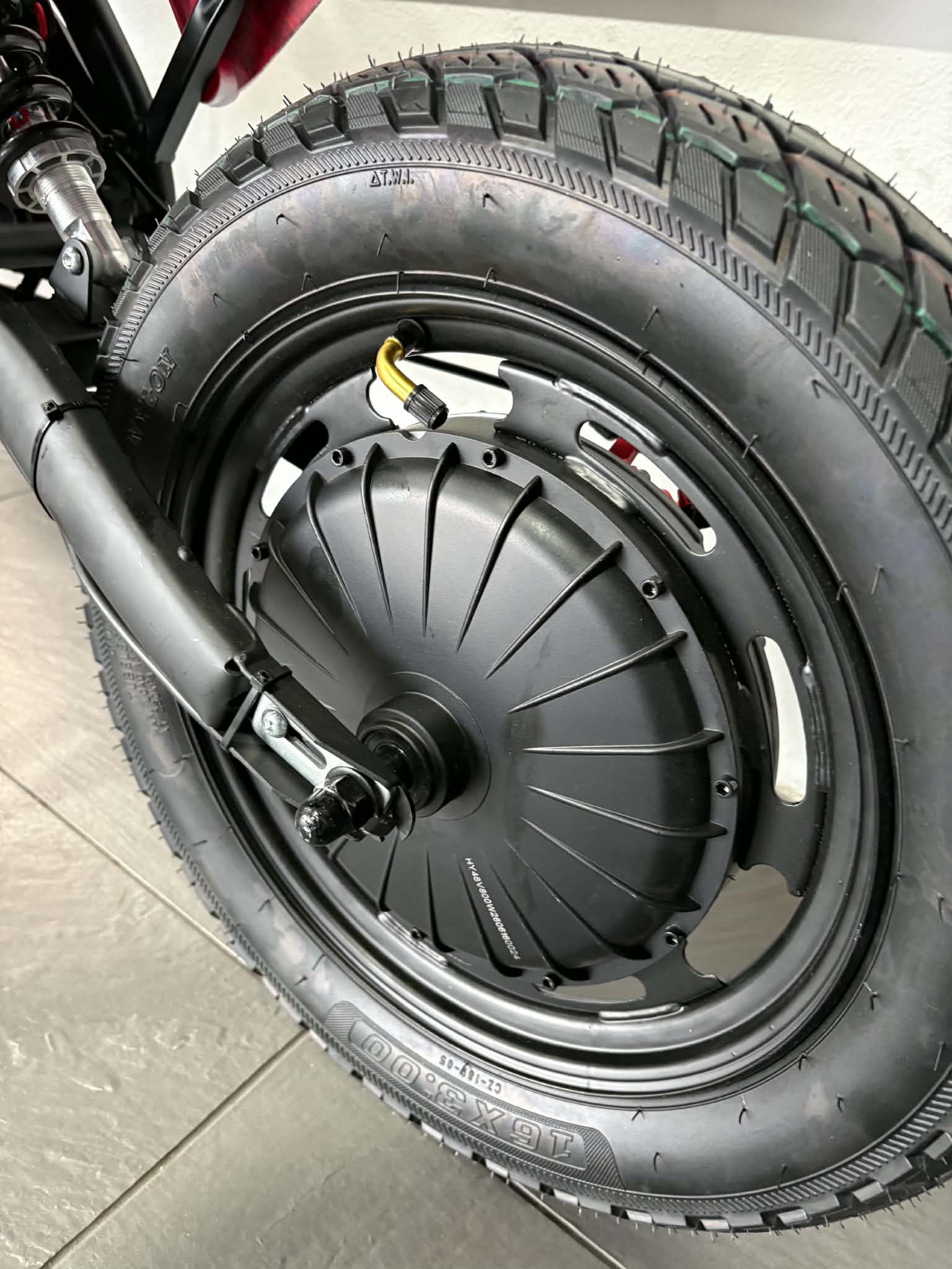 48V Electric Dirt Bike – 800W Brushless Motor- Free Chain - Image 12