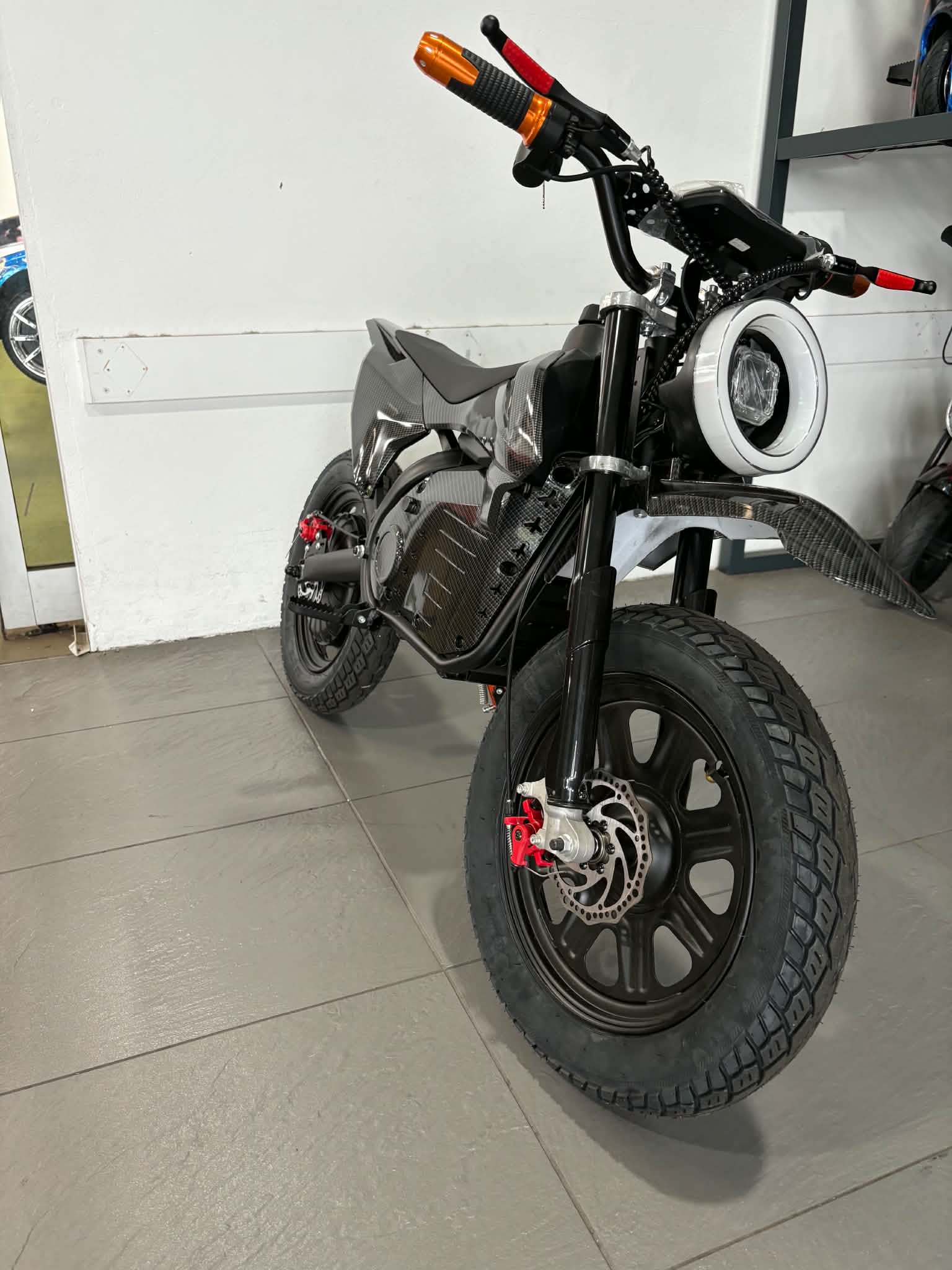 48V Electric Dirt Bike – 800W Brushless Motor- Free Chain - Image 17